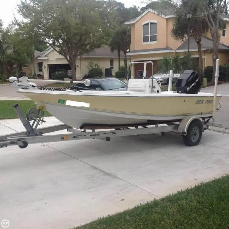 Slide: The Image of Sea Pro SV 1700 CC 2006 - 1