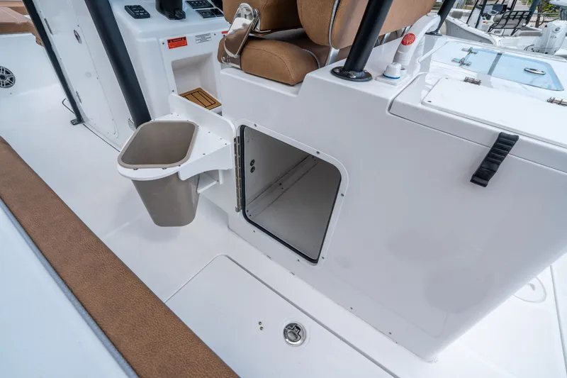 Slide: The Image of Sea Hunt Gamefish 28 Forward Seating 2026 - 17