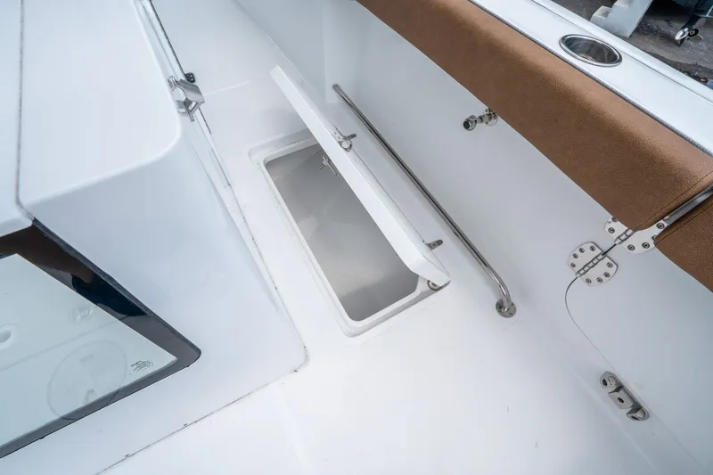 Slide: The Image of Sea Hunt Gamefish 28 Forward Seating 2026 - 15