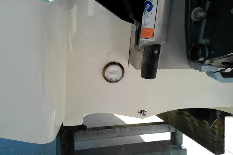 Slide: The Image of 2016 Pathfinder 2200 T boat detail showing hull and engine mount. - 10