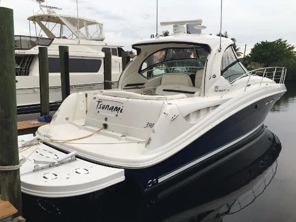Slide: The Image of Sea Ray Sundancer HYDRAULIC LIFT! 2004 - 1