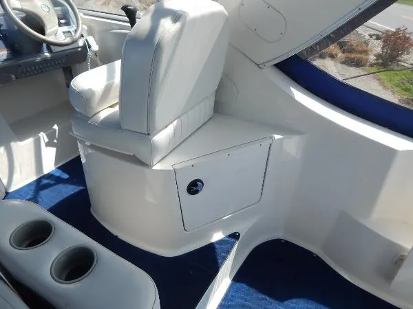 Slide: The Image of Bayliner 285 SB Cruiser 2004 - 6