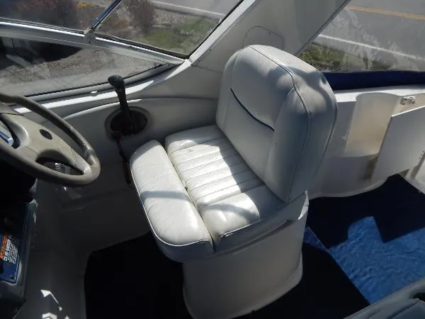 Slide: The Image of Bayliner 285 SB Cruiser 2004 - 9