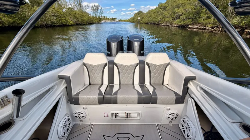 Slide: The Image of Pronautica 33 Sport 2014 on calm river with green surroundings. - 13