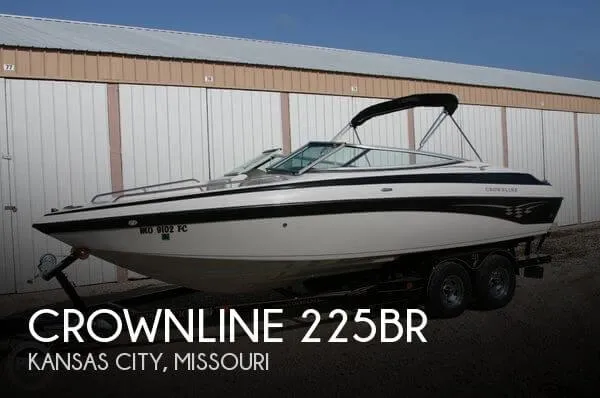 Slide: The Image of Crownline Boats 225BR 2005 - 0