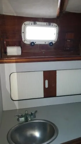 Slide: The Image of Black Watch Flybridge 1986 - 11
