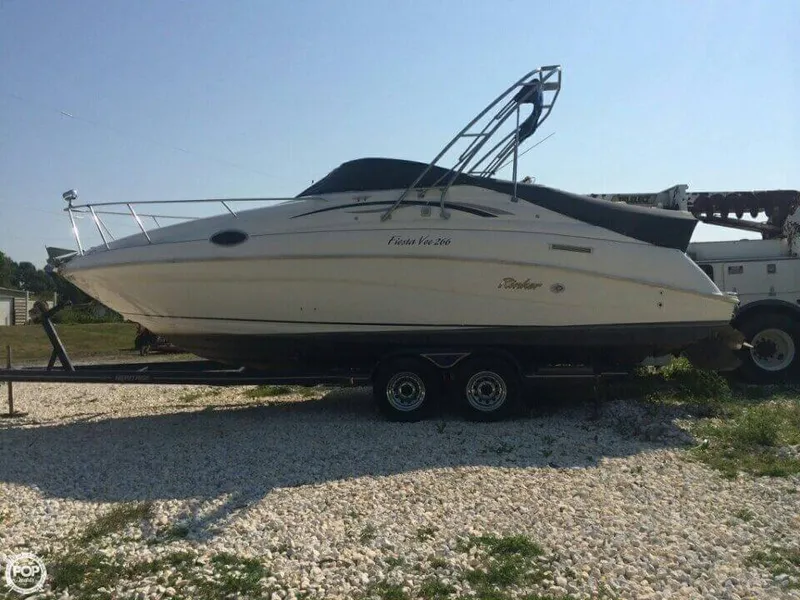 Slide: The Image of Rinker 266 Fiesta Vee 1999 - 1