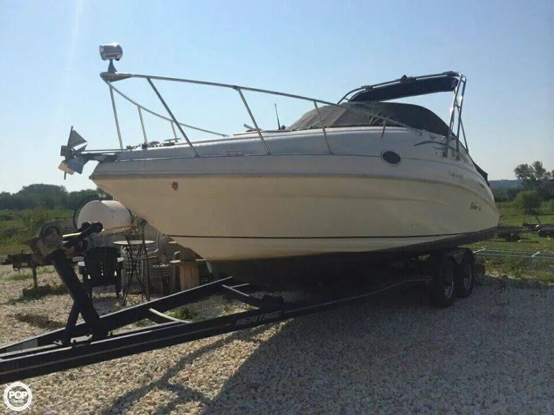 Slide: The Image of Rinker 266 Fiesta Vee 1999 - 4