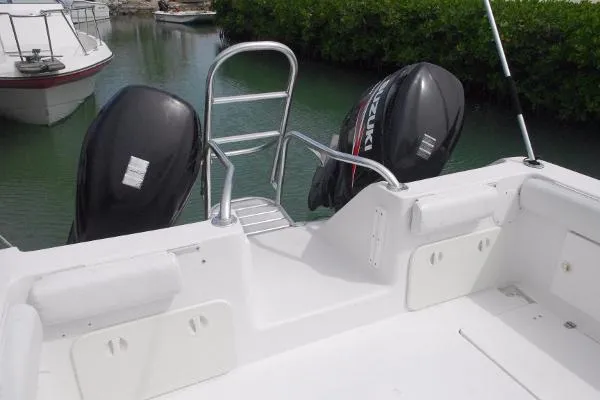 Slide: The Image of Pro 2860 Center Console 2007 - 8
