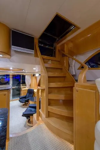 Slide: The Image of McKinna 65 Pilothouse 2003 - 10