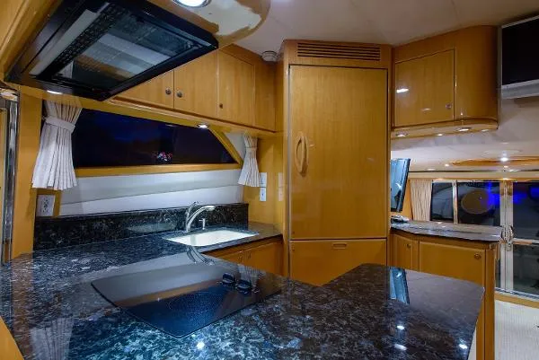 Slide: The Image of McKinna 65 Pilothouse 2003 - 9