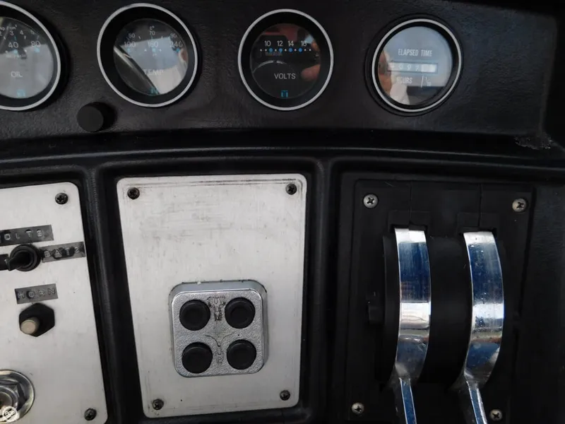 Slide: The Image of Carver Yachts 3207 Aft Cabin 1989 - 11