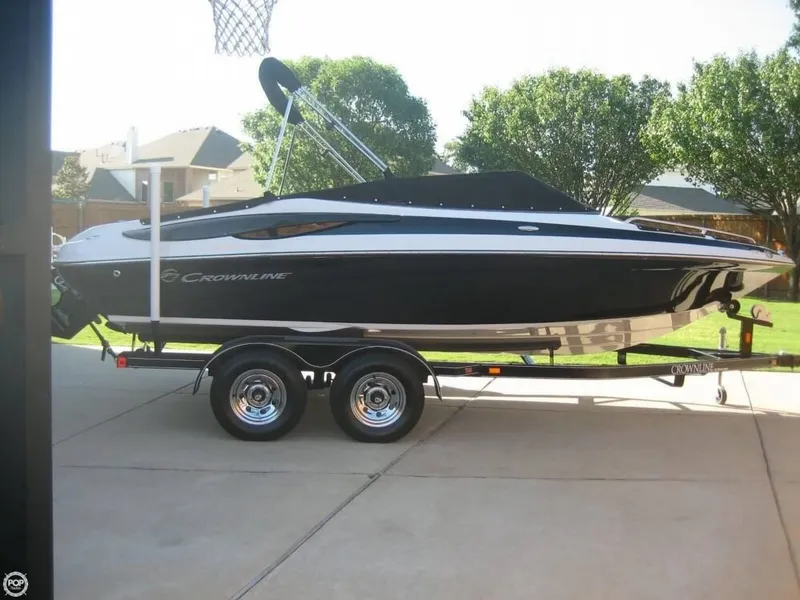 Slide: The Image of Crownline Boats 21SS 2011 - 1