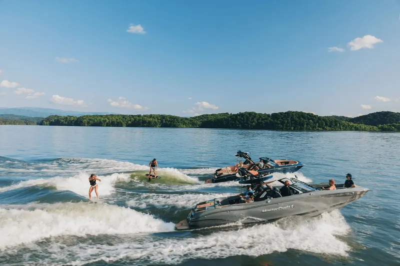 Slide: The Image of MasterCraft X26 2025 - 33