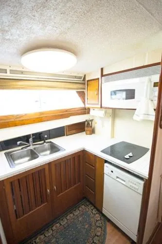 Slide: The Image of Bertram International Aft Cabin Motor Yacht 1970 - 6