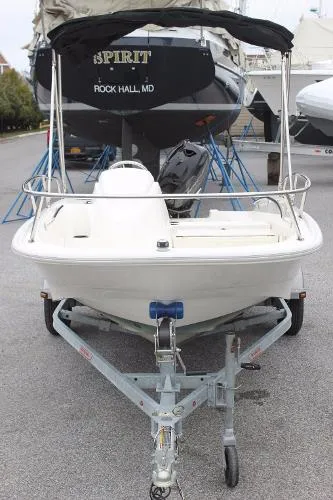 Slide: The Image of Boston Whaler 150 Super Sport 2014 - 3