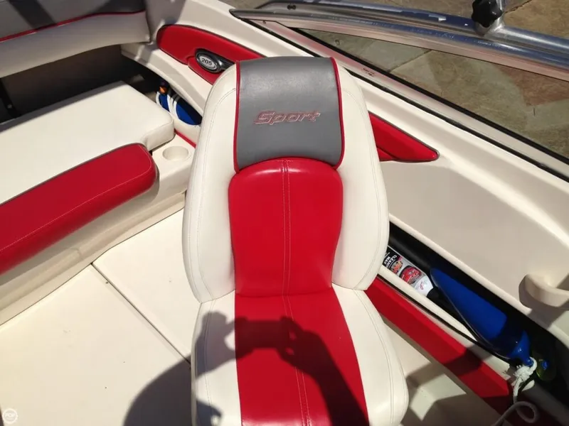 Slide: The Image of Sea Ray 205 Sport 2006 - 3