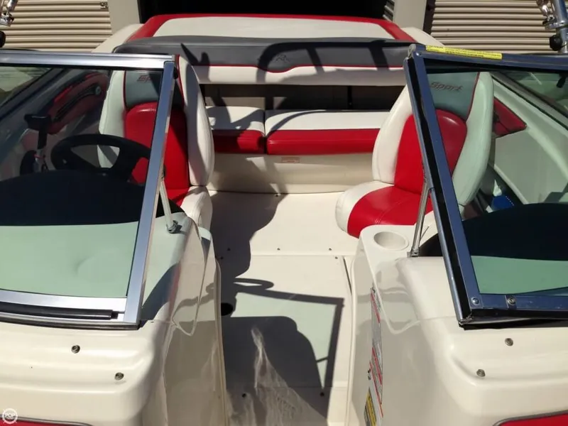 Slide: The Image of Sea Ray 205 Sport 2006 - 6