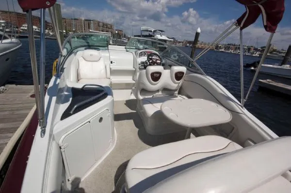 Slide: The Image of Crownline Boats 270 CR 2005 - 2