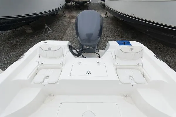 Slide: The Image of Sea Chaser 250 LX Bay Runner 2006 - 9