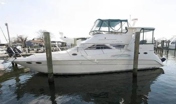 Slide: The Image of Sea Ray 420 Aft Cabin 1998 - 0