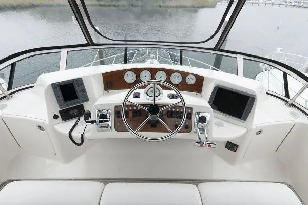 Slide: The Image of Silverton 39 Motor Yacht 2002 - 7