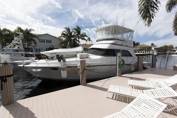 Slide: The Image of Trojan 14 Meter Flybridge 1989 - 0