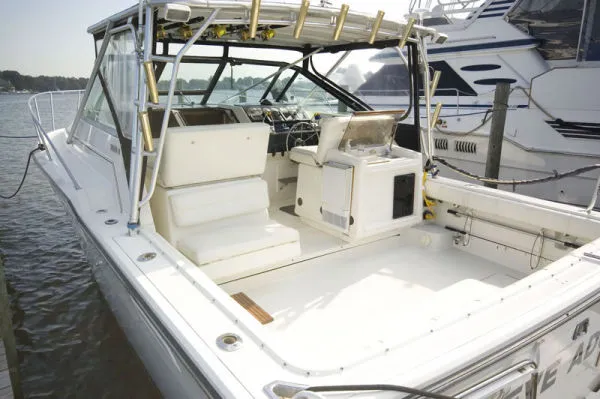 Slide: The Image of Tiara 3300 Open 1990 - 5