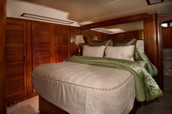Slide: The Image of Gulfstar 49 Motor Yacht 1987 - 5