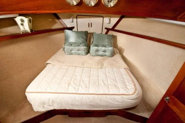Slide: The Image of Gulfstar 49 Motor Yacht 1987 - 9