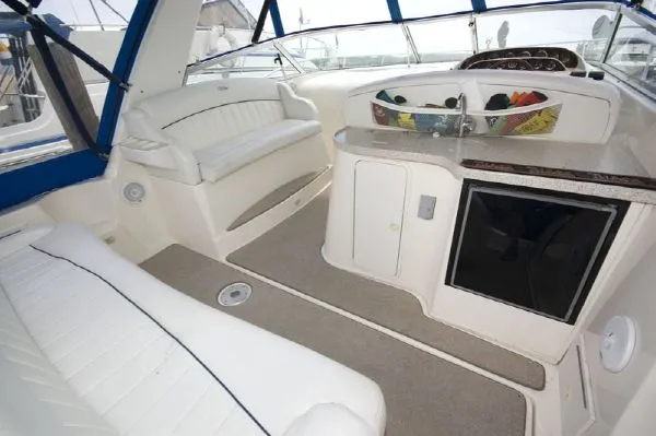 Slide: The Image of Rinker 340 Fiesta Vee (MD) 2000 - 1