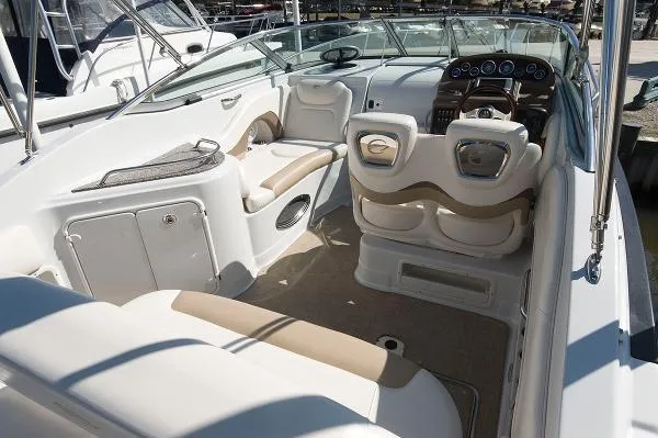 Slide: The Image of Crownline Boats 264 CR 2014 - 5
