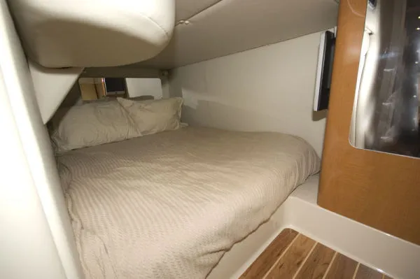 Slide: The Image of Chaparral 330 Signature 2007 - 7