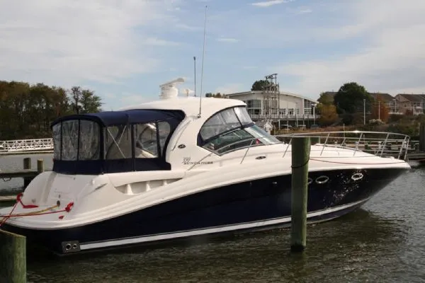 Slide: The Image of Sea Ray 390 Sundancer (MD) 2005 - 1