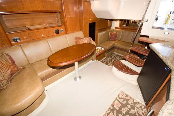 Slide: The Image of Sea Ray 390 Sundancer (MD) 2005 - 4