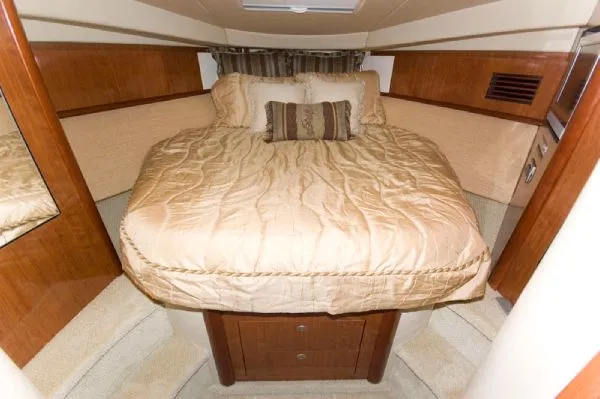 Slide: The Image of Sea Ray 390 Sundancer (MD) 2005 - 7
