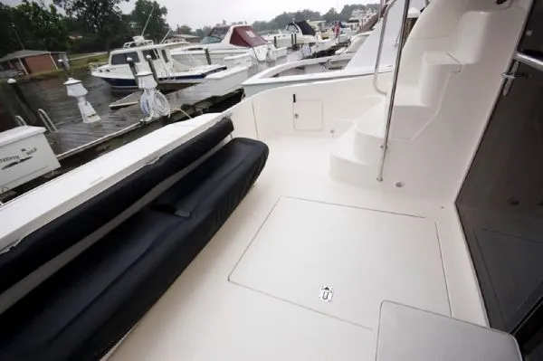 Slide: The Image of Sea Ray 480 Sedan Bridge MD 2002 - 3