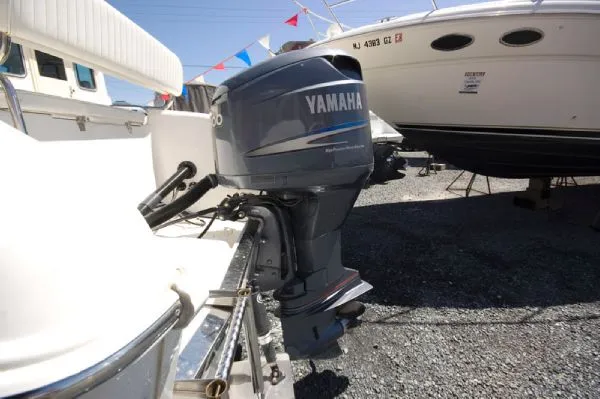 Slide: The Image of Robalo R235 Walkaround w/ Trailer 2005 - 10