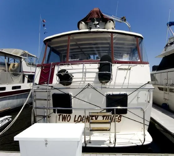 Slide: The Image of Ponderosa Trawler Motor Yacht VA 1985 - 4