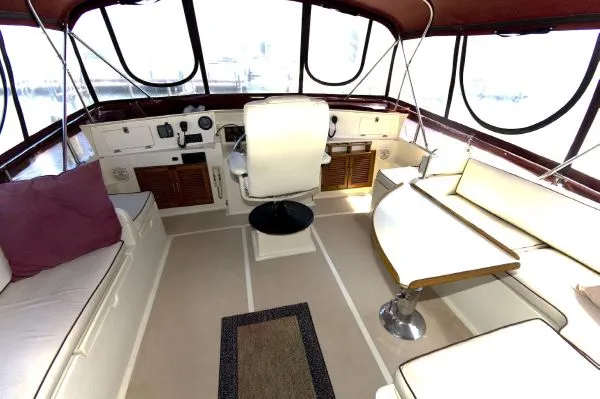 Slide: The Image of Ponderosa Trawler Motor Yacht VA 1985 - 8