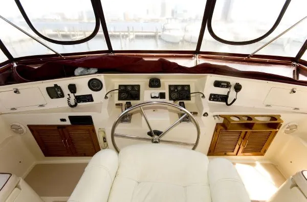 Slide: The Image of Ponderosa Trawler Motor Yacht VA 1985 - 9