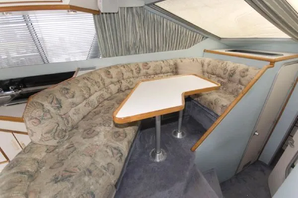 Slide: The Image of Sea Ray 345 Sedan Bridge 2 STATEROOM (MD) 1989 - 4