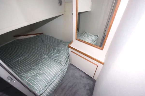 Slide: The Image of Sea Ray 345 Sedan Bridge 2 STATEROOM (MD) 1989 - 8