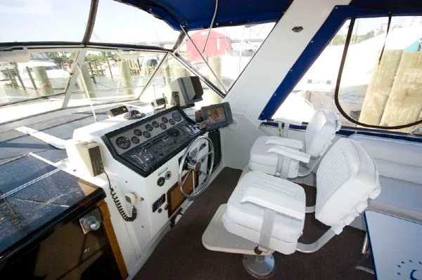 Slide: The Image of Chris Craft1 381 Catalina 1988 - 10
