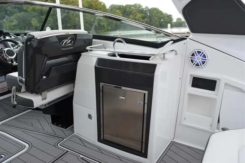 Slide: The Image of Interior of the 2023 Monterey 305SS Super Sport boat. - 15