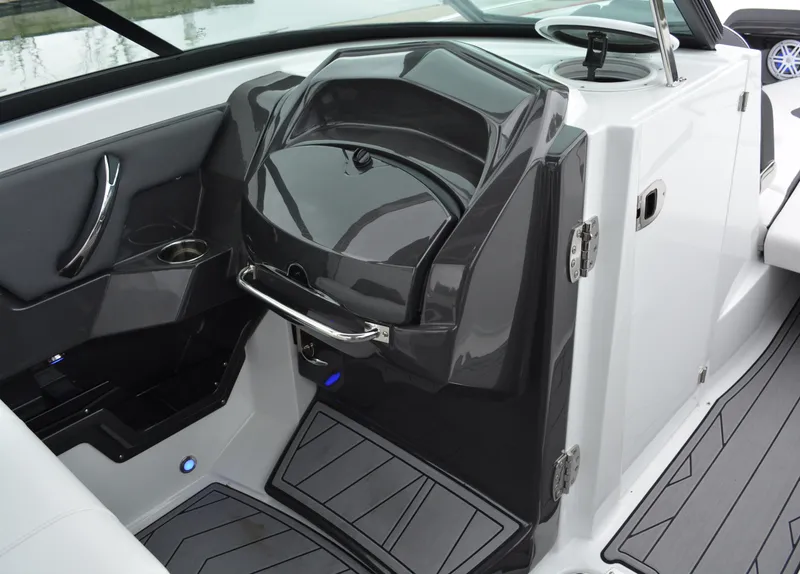 Slide: The Image of Interior of the 2023 Monterey 305SS Super Sport boat. - 19