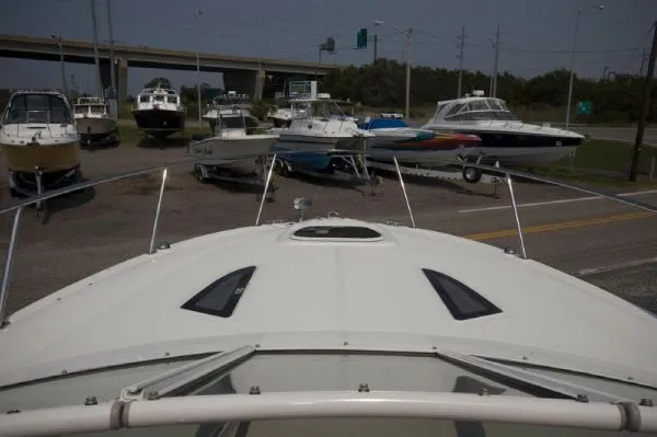 Slide: The Image of Sea Ray 290 Sundancer MD 2006 - 4