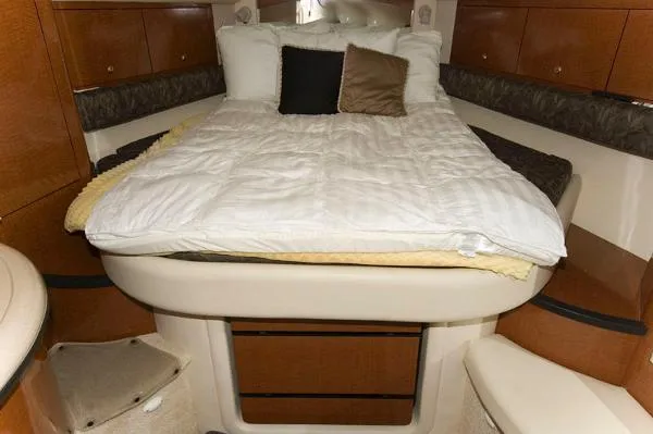 Slide: The Image of Sea Ray 340 Sundancer 2004 - 10