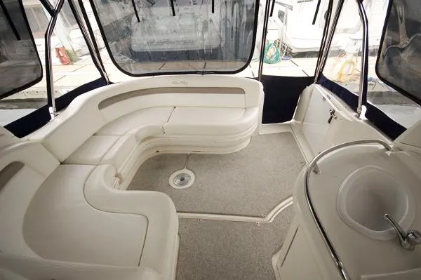Slide: The Image of Sea Ray 340 Sundancer 2004 - 4