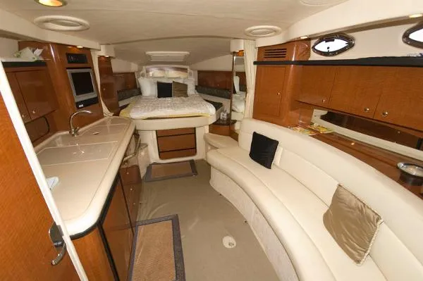 Slide: The Image of Sea Ray 340 Sundancer 2004 - 7